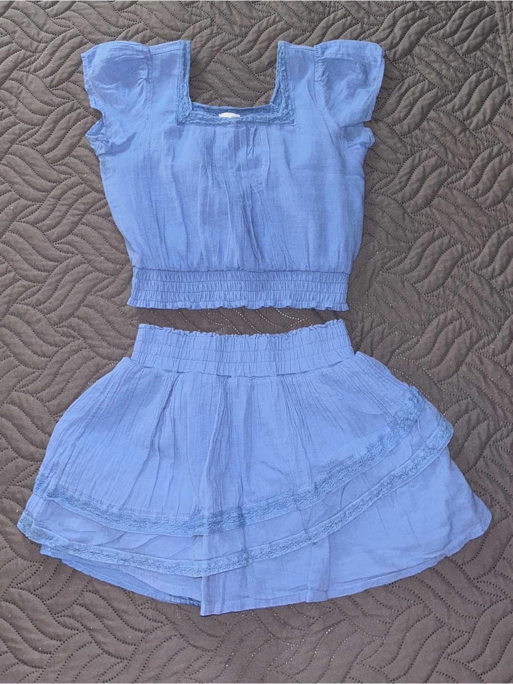 abercrombie kids 2-piece Blue Skort with Crop top